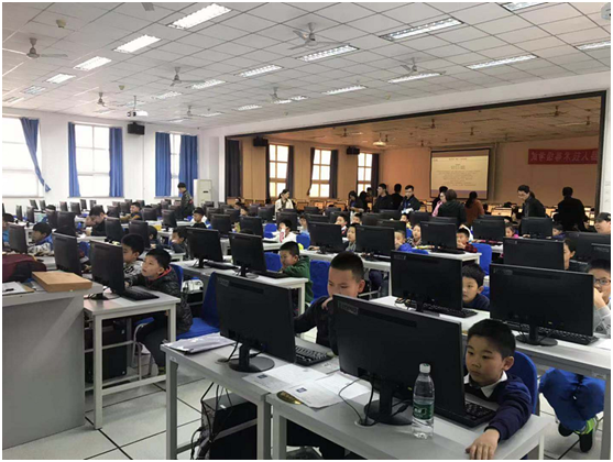 全國機(jī)器人等級考試開啟，瓦力工廠小學(xué)員沉著應(yīng)戰(zhàn)，計算機(jī)技術(shù)開發(fā)再掀新篇章